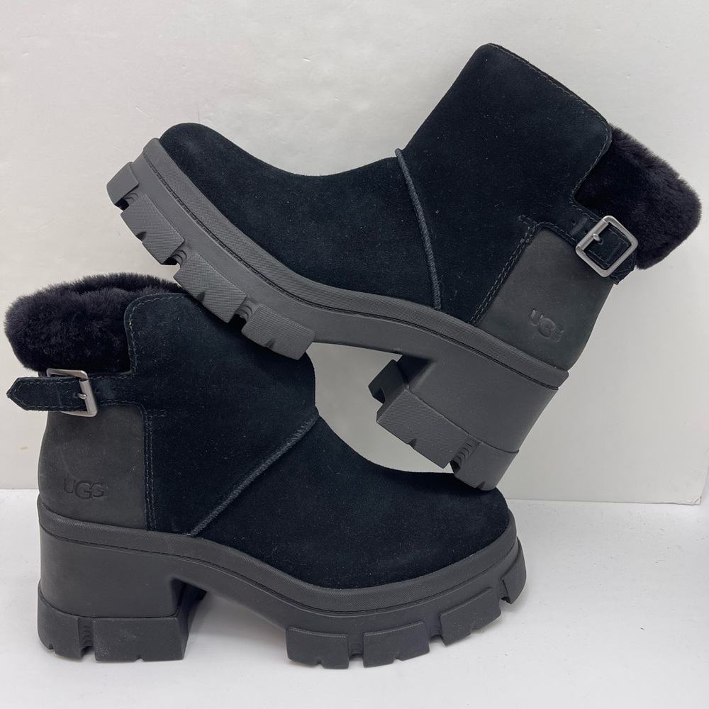 UGG Women's Black Winter Boots
W BROOKLYN BUCKLE PLATFORM HIGH HEELS BOOTS BLACK - Picture 15 of 16